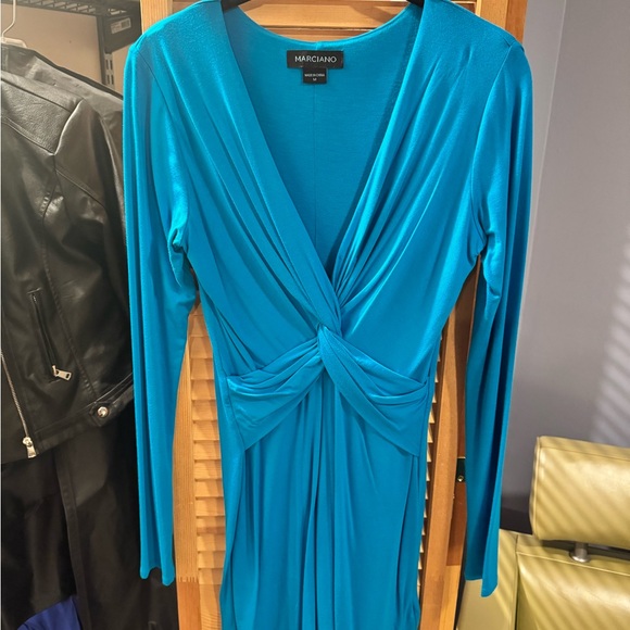 Marciano V Neck long sleeve cocktail dress - Picture 2 of 4